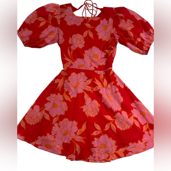 NWT VICI OPEN BACK PINK FLORAL CUT OUT MINI SIZE SMALL - Picture 4 of 12